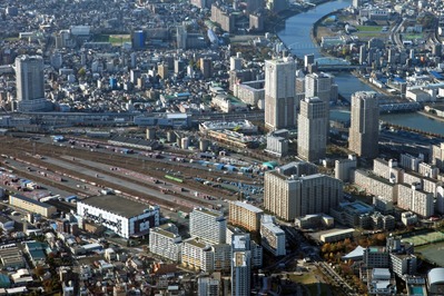 ���� ���齻