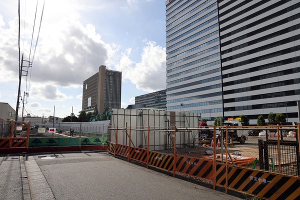 °ÏÄ®ÅìÃ϶èÂè°ì¼ï»Ô³¹ÃϺƳ«È¯»ö¶È AÉßÃÏ