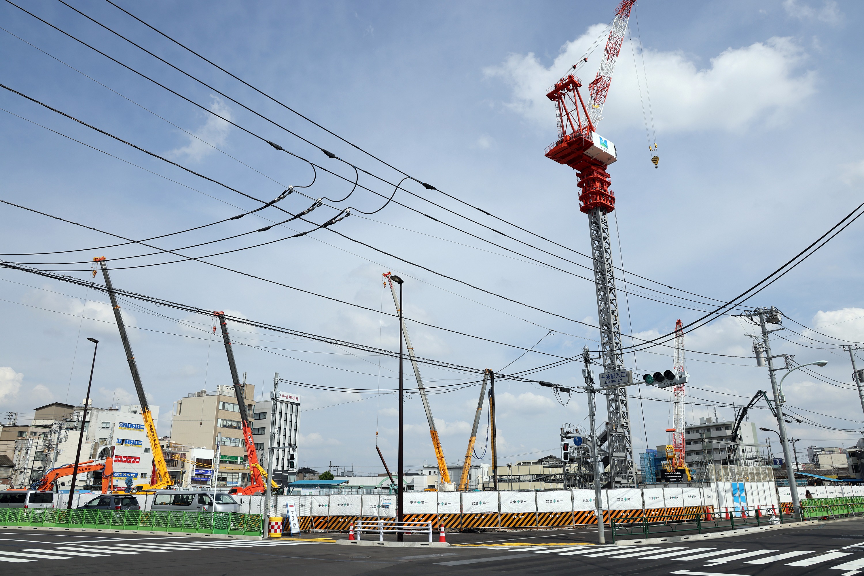 タワークレーン設置！地上39階、高さ約146m「THE TOWER JUJO（ザ