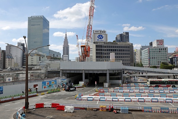 ���ɱ������϶賫ȯ�ײ�