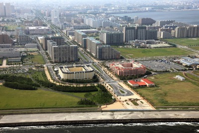 新浦安のマンション群の空撮