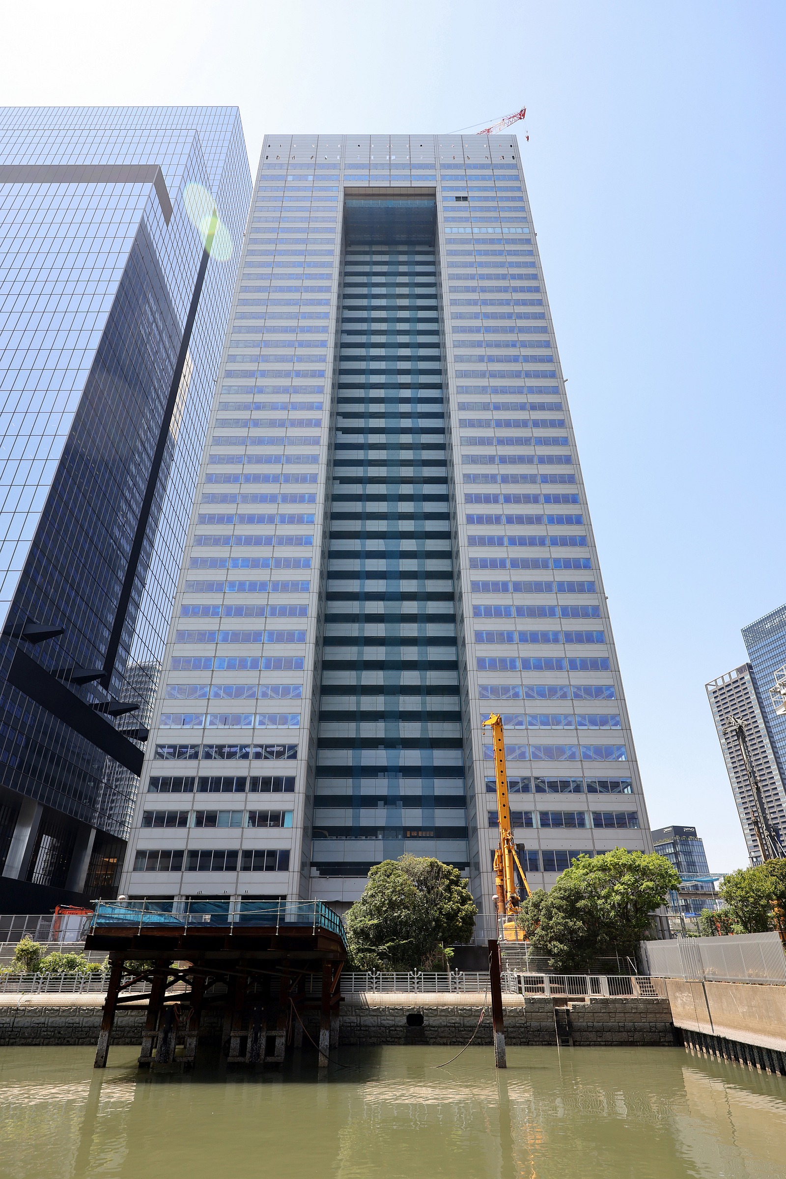 高さ約166m「浜松町ビルディング（東芝ビルディング）」の解体状況