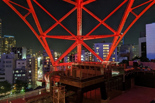 東京タワーのオープンエア外階段ウォーク