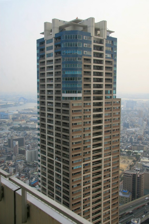 クロスタワー大阪ベイ 超高層マンション 超高層ビル