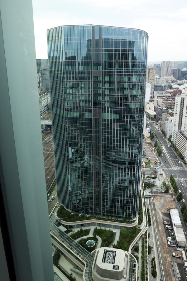 ニュウマン高輪 LUFTBAUM 翠の庭からの眺め