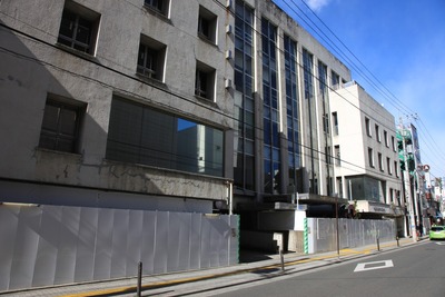 ����Į3��������϶�����Գ��ϺƳ�ȯ����