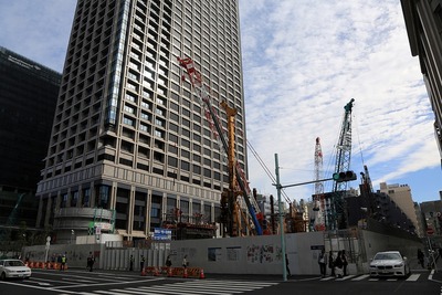 (����)���ܶ��������϶�����Գ��ϺƳ�ȯ����(C����)