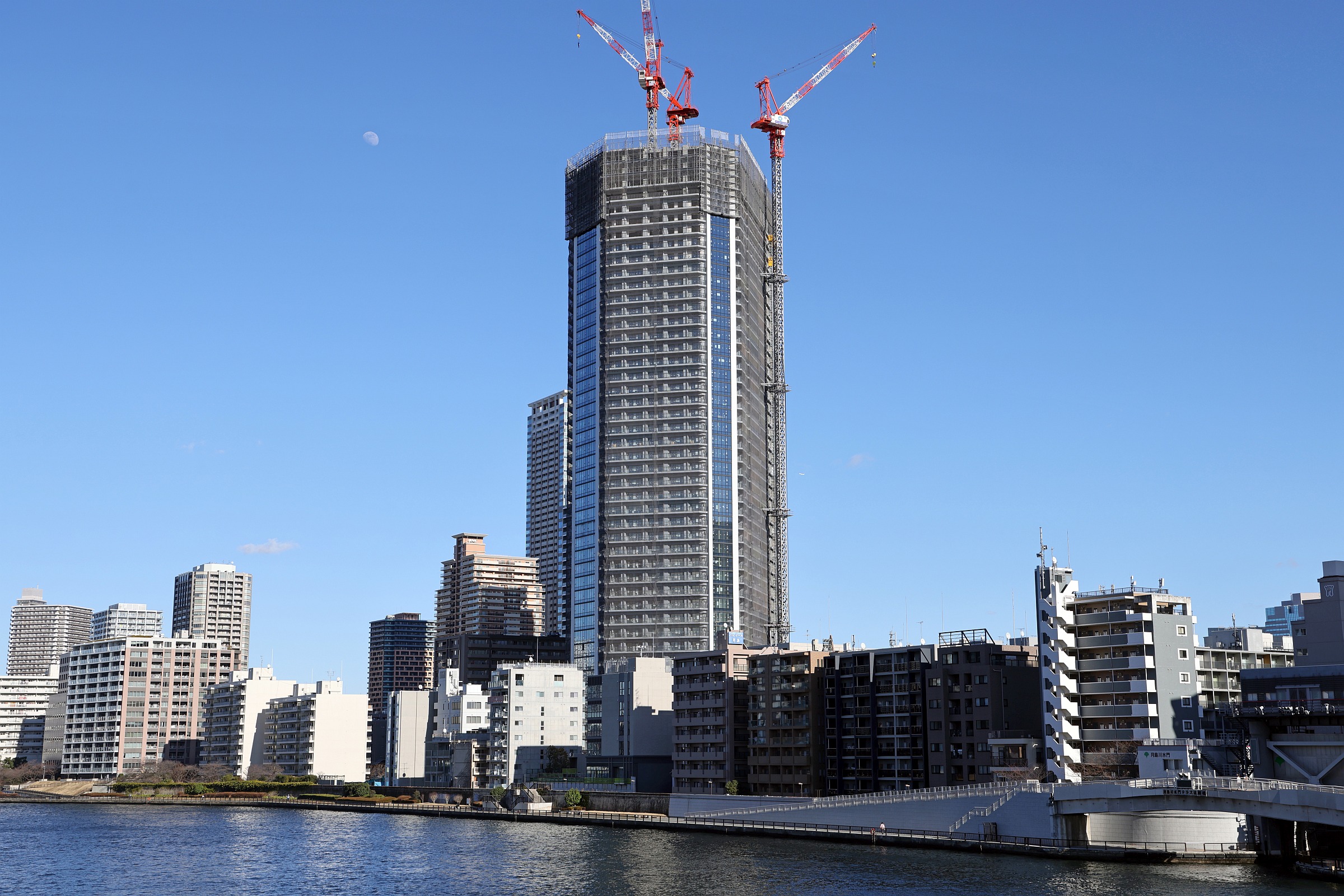 【特別送料無料!】 グランドシティタワー月島の建設状況!地上58階、高さ約200mの デジタルカメラ