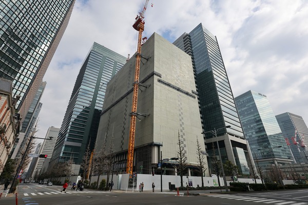 三菱UFJ銀行本店の解体工事