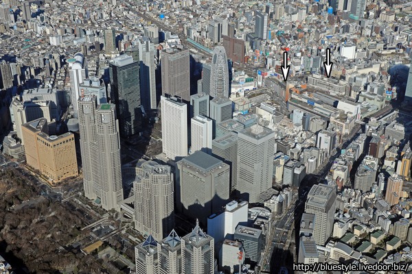 ルミネエスト新宿と小田急の高さ260mツインタワー