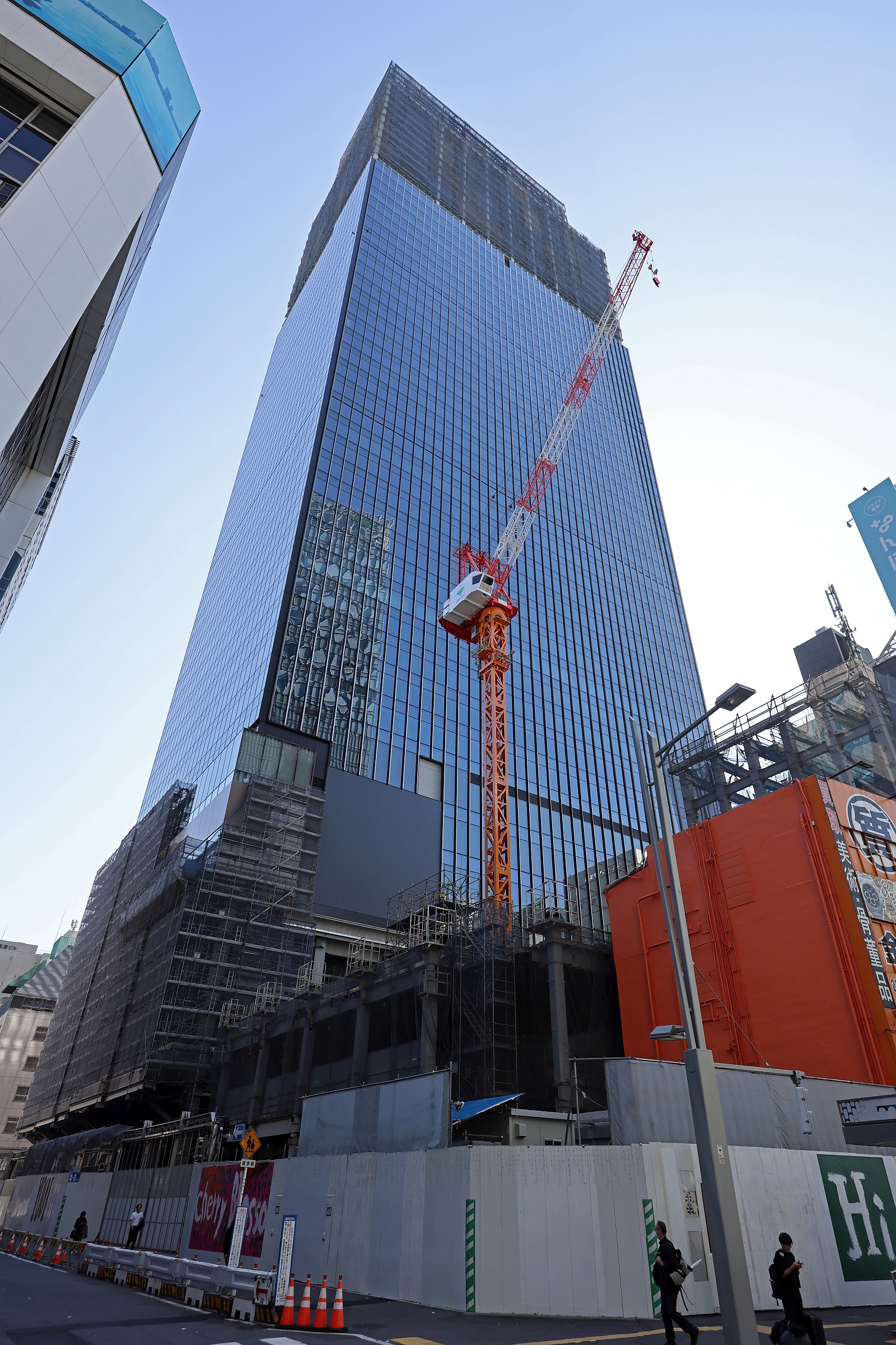 塔屋建設中!地上51階、高さ249.72m「東京駅前八重洲一丁目東B 塔屋建設中!地上51階、高さ249.72m「東京駅前八重洲一丁目東B