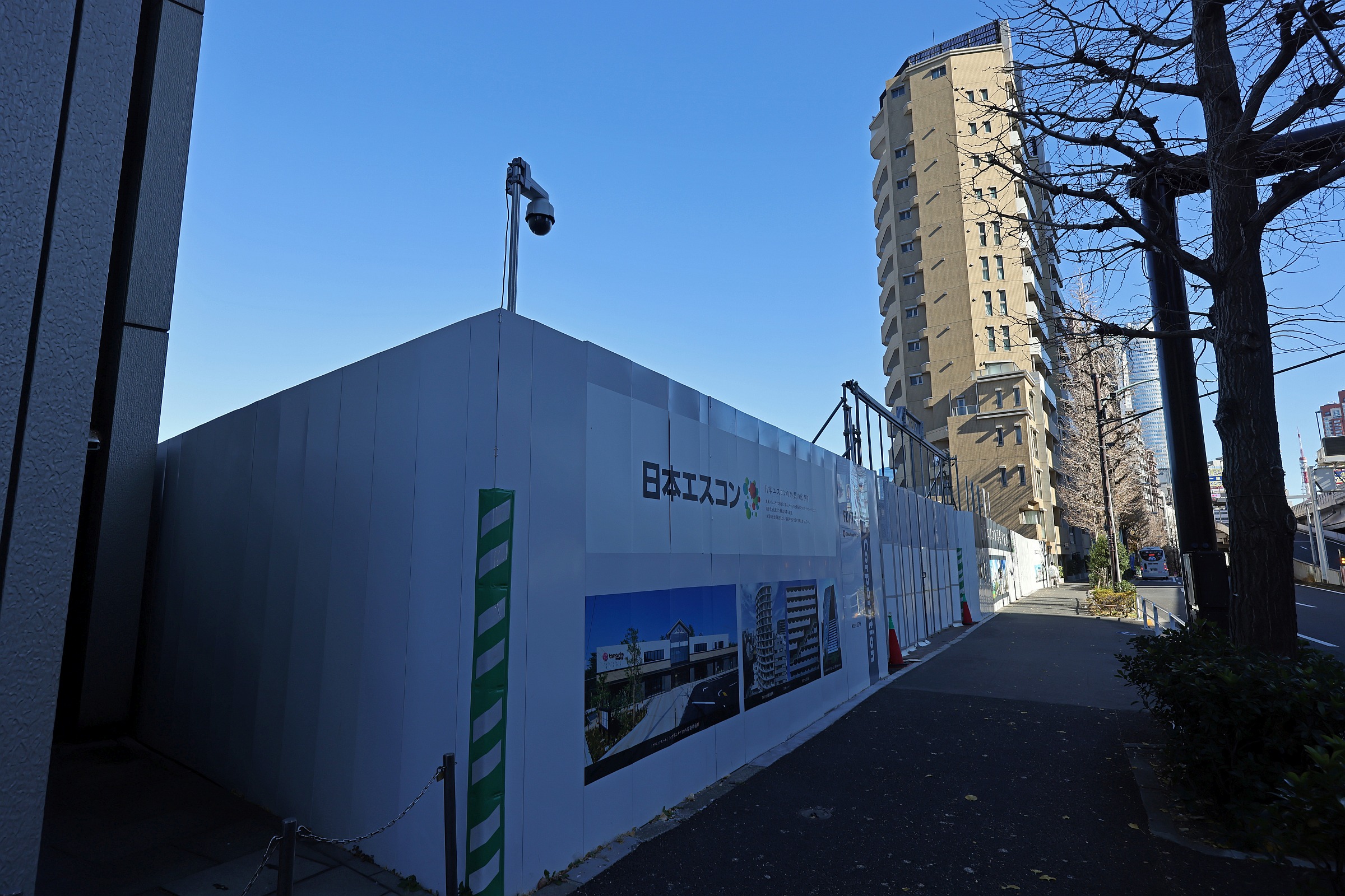 のこビルマ戦線　わだちの跡 0431414.JPG