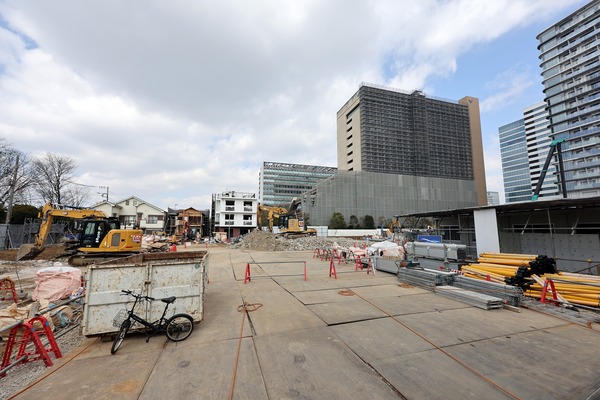 ��Į���϶�����Գ��ϺƳ�ȯ����