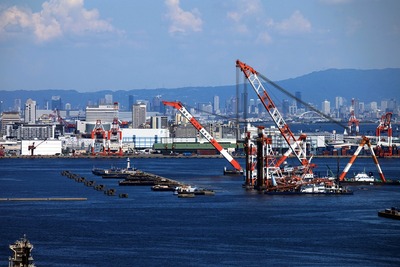 ¿À¸Í¥Ý¡¼¥È¥¿¥ï¡¼¤«¤é¸«¤¿Âçºå¤Î͹âÁإӥ뷲