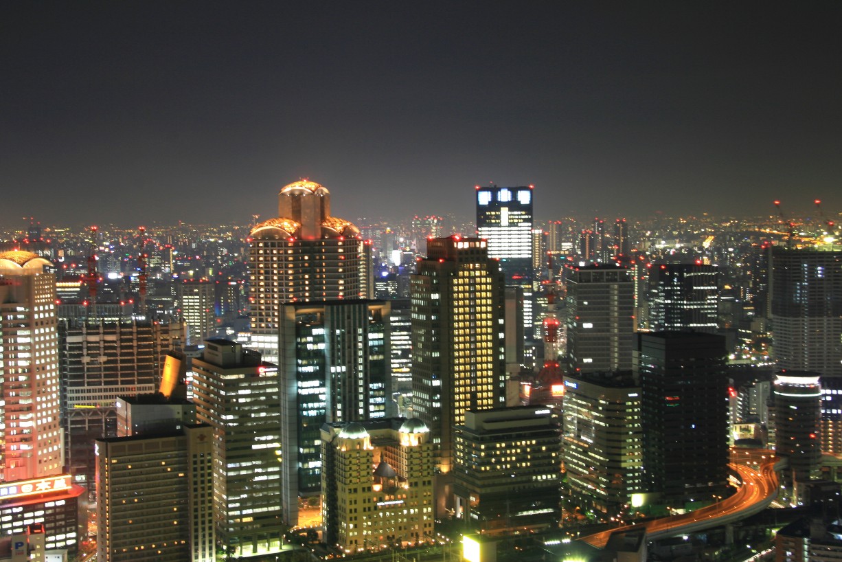 梅田スカイビルからの夜景 超高層マンション 超高層ビル