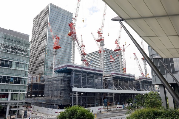 高さ223m「八重洲二丁目中地区第一種市街地再開発事業」の建設状況