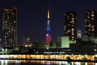 東京タワーと汐留の夜景