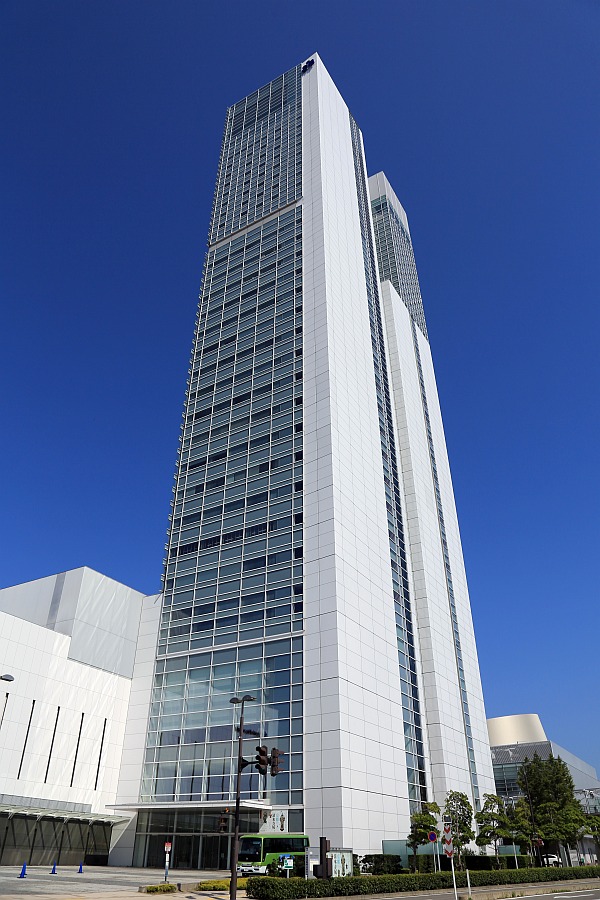 新潟県 万代島ビル 朱鷺メッセ からの眺め 超高層マンション 超高層ビル 新潟県 万代島ビル 朱鷺メッセ からの眺め 超高層マンション 超高層ビル