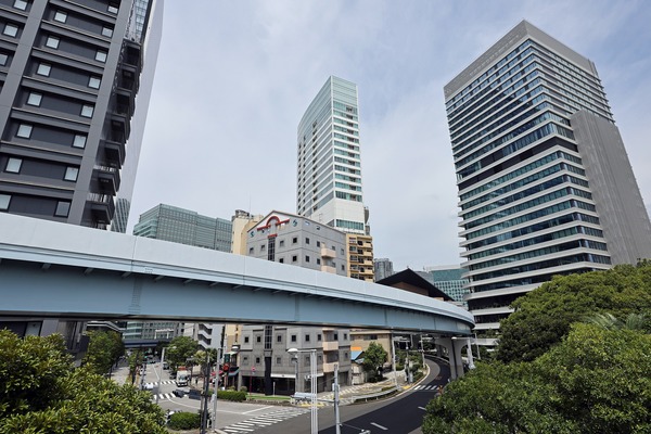 ��������ӥ롦��ʬ�ޥ󥷥��