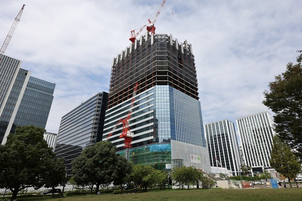 高さ約180m「みなとみらい21中央地区52街区開発事業計画」の建設状況