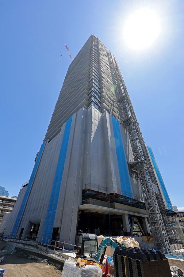 ��������F���϶�����Գ��ϺƳ�ȯ����