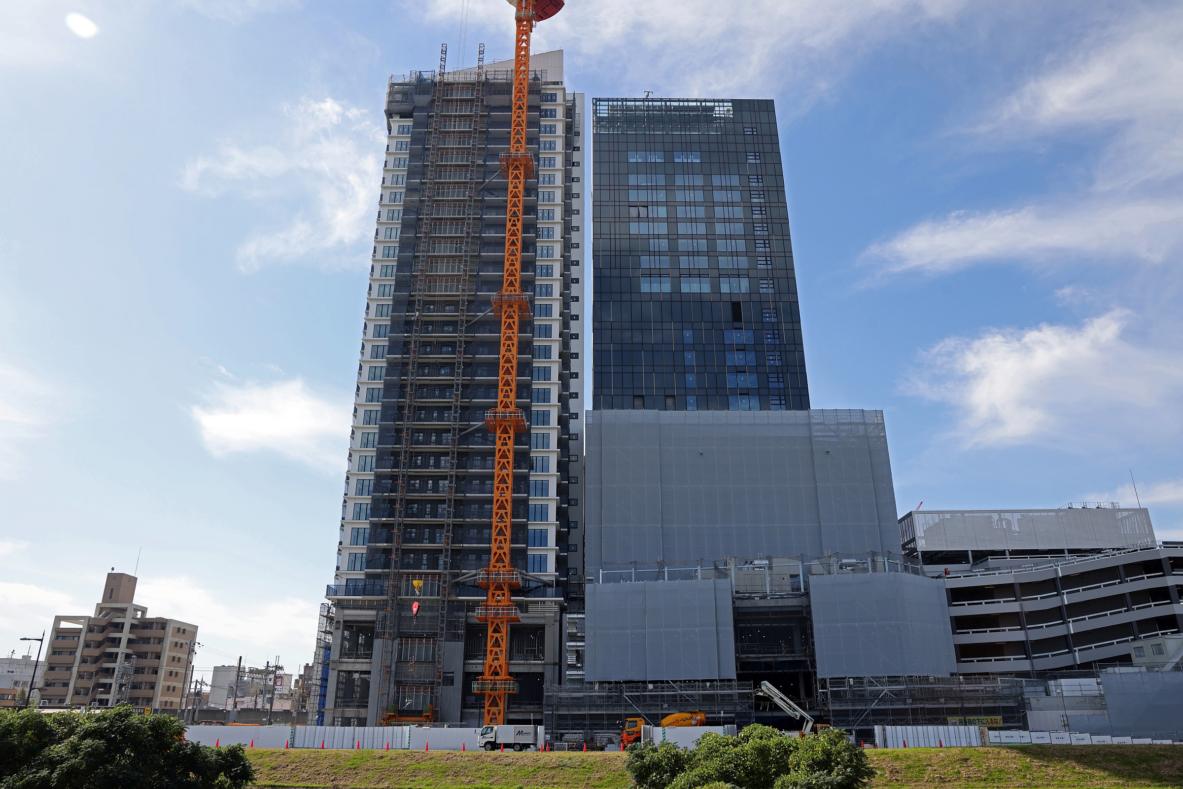 始まりの町　4枚 THE TOWER HIRAKATA