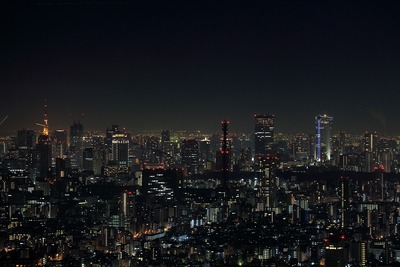 サンシャイン60から東京タワー・六本木ヒルズ方面の夜景