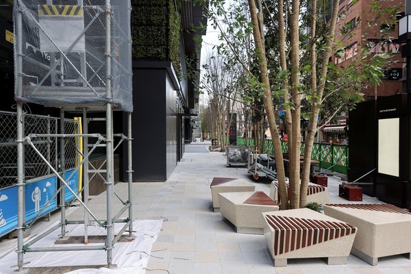 TOFROM YAESU TOWER（トフロム ヤエス タワー）