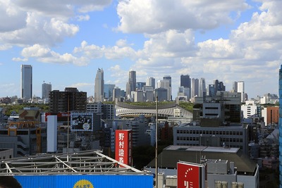 渋谷ヒカリエから見た新宿の超高層ビル群