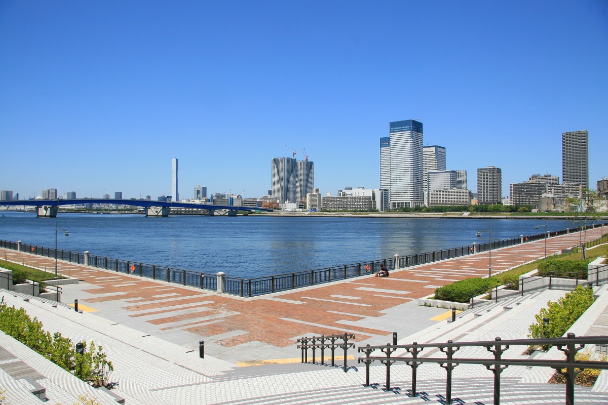 都立春海橋公園からの眺め 超高層マンション 超高層ビル