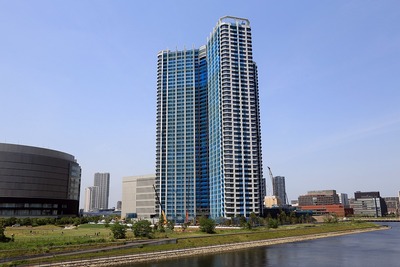 ¥¹¥«¥¤¥º¥¿¥ï¡¼&¥¬¡¼¥Ç¥ó(SKYZ TOWER & GARDEN)