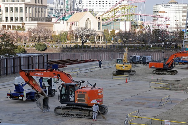 ���������϶�B-1�϶�ײ�