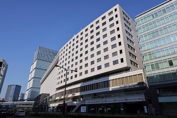 �����ư���ֺ�ӥ�