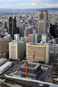 梅田スカイビルから見たグランフロント大阪オーナーズタワー