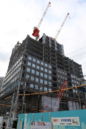 1϶ԳϺƳȯ Ķض̳(A1)