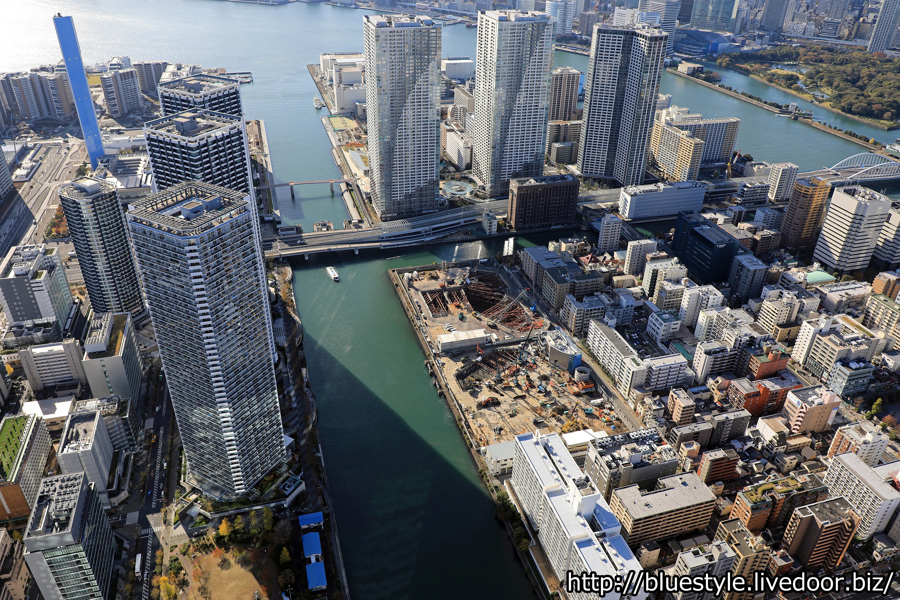 空撮あり 勝どき東地区の公式hpがついにオープン 地上58階 パークタワー勝どきサウス と地上45階 パークタワー勝どきミッド の建設状況 19 11 30 超高層マンション 超高層ビル 空撮あり 勝どき東地区の公式hpがついにオープン 地上58階 パークタワー勝どきサウス と地上45階 パークタワー勝どきミッド の建設状況 19 11 30 超高層マンション 超高層ビル