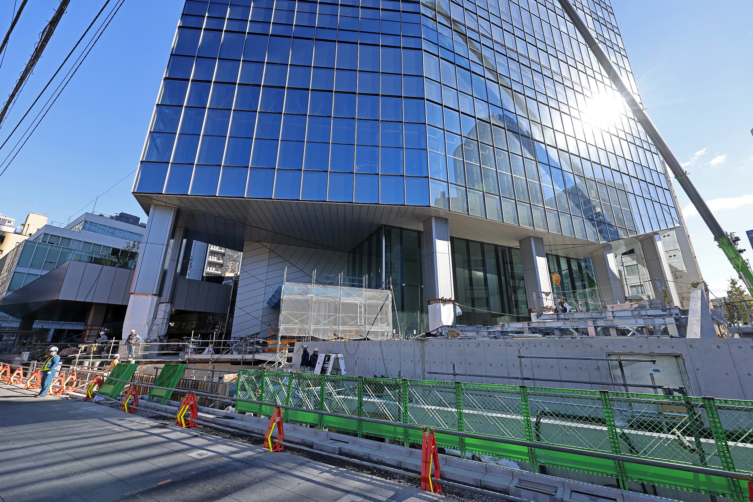 地上21階、高さ140.96m「住友不動産六本木セントラルタワー」の 地上21階、高さ140.96m「住友不動産六本木セントラルタワー」の