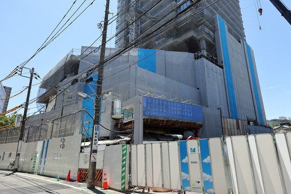 ��������F���϶�����Գ��ϺƳ�ȯ����