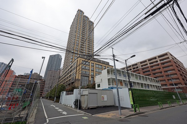 ���绰�������϶�����Գ��ϺƳ�ȯ���� B����