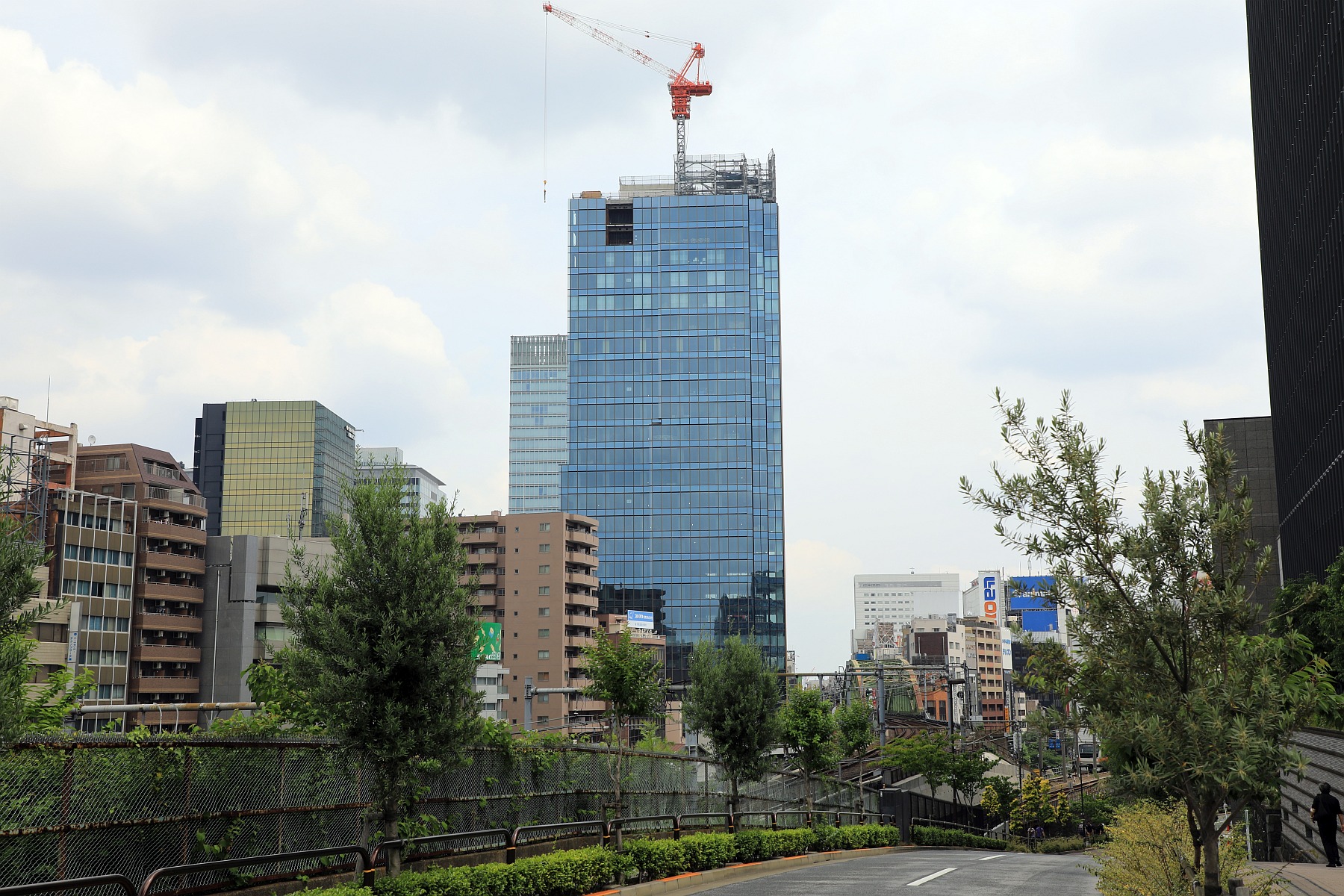 脈動する超高層都市、激変記録35年 メール便不可】 脈動する超高層