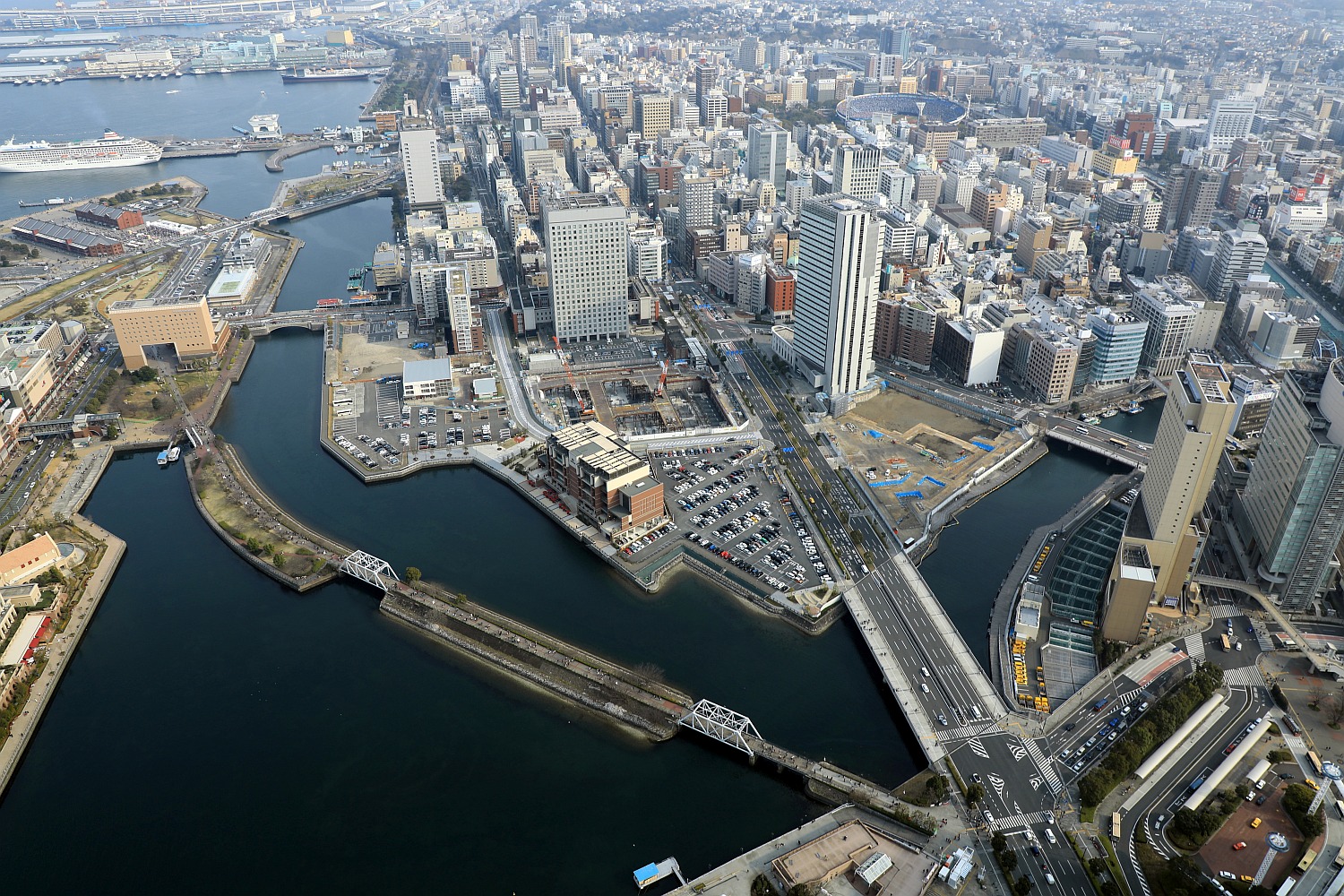 高さ155.4m「横浜市庁舎」建築計画のお知らせ設置(2017.3.20 高さ155.4m「横浜市庁舎」建築計画のお知らせ設置(2017.3.20