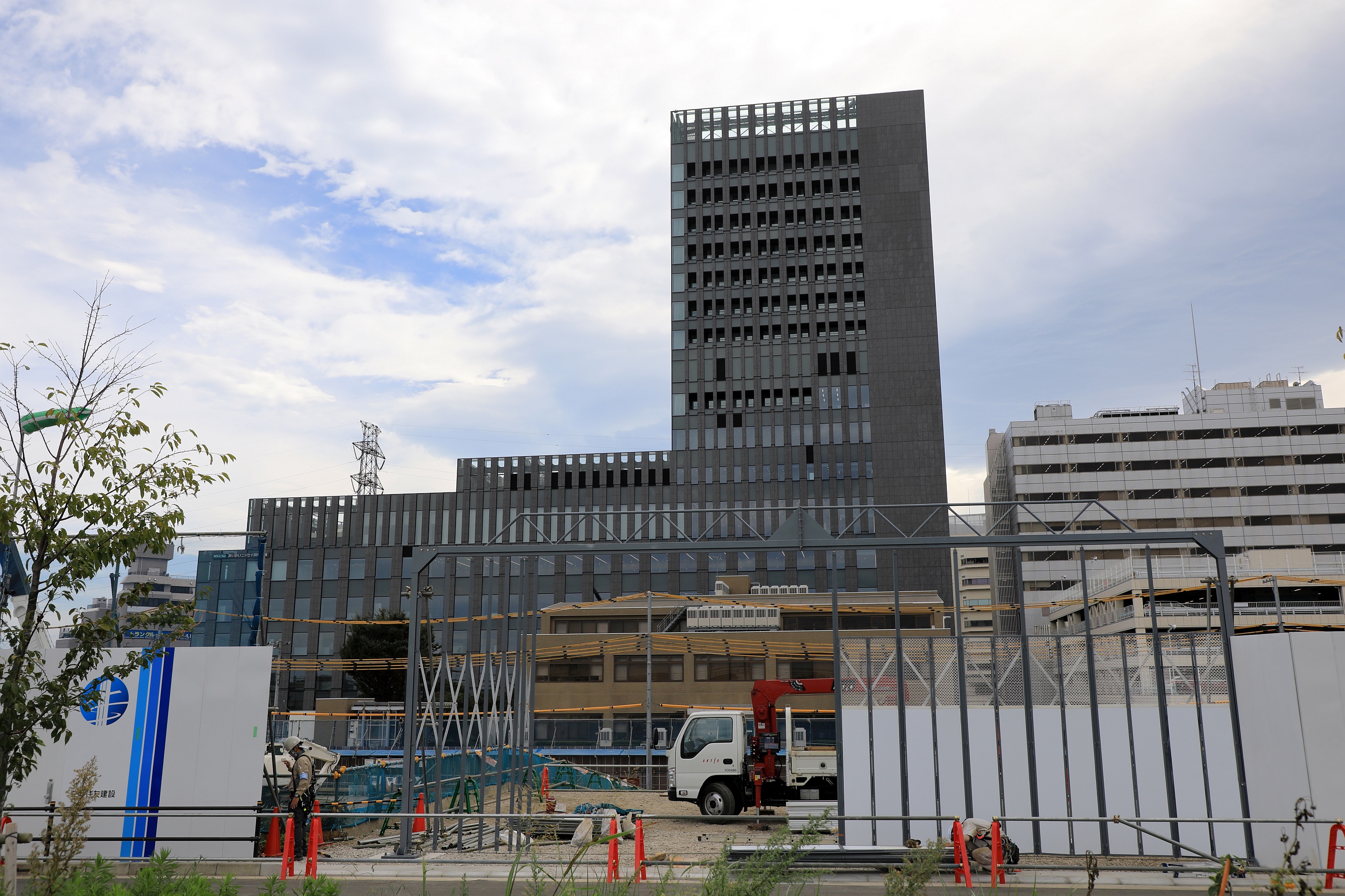 地上33階 ブリリアタワー聖蹟桜ヶ丘ブルーミングレジデンス の建設状況 多摩川沿いの5戸のタワーマンションです 9 18 超高層マンション 超高層ビル 地上33階 ブリリアタワー聖蹟桜ヶ丘ブルーミングレジデンス の建設状況 多摩川沿いの5戸のタワーマンションです 9 18 超高層マンション 超高層ビル