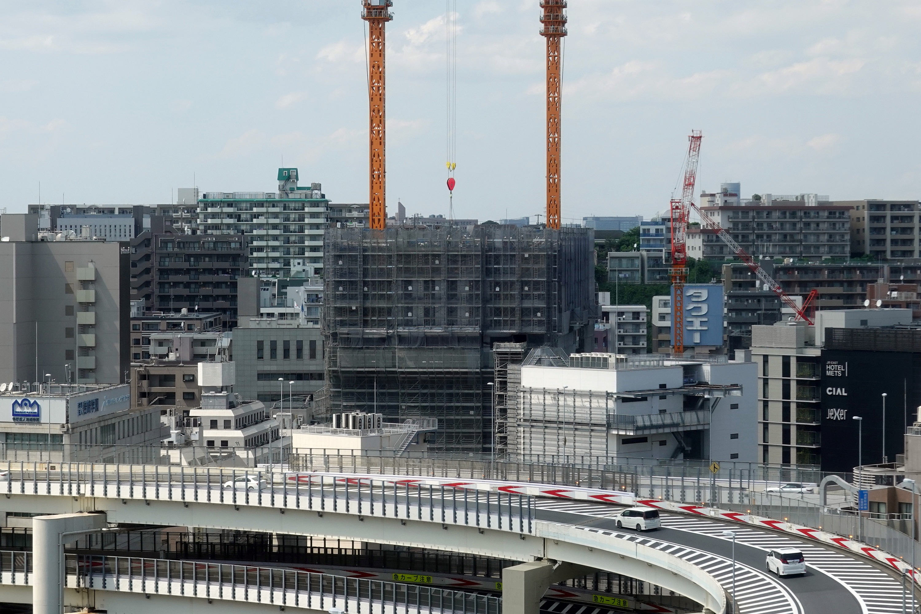 地上43階、高さ178m「ザ・ヨコハマフロントタワー（THE YOKOHAMA FRONT