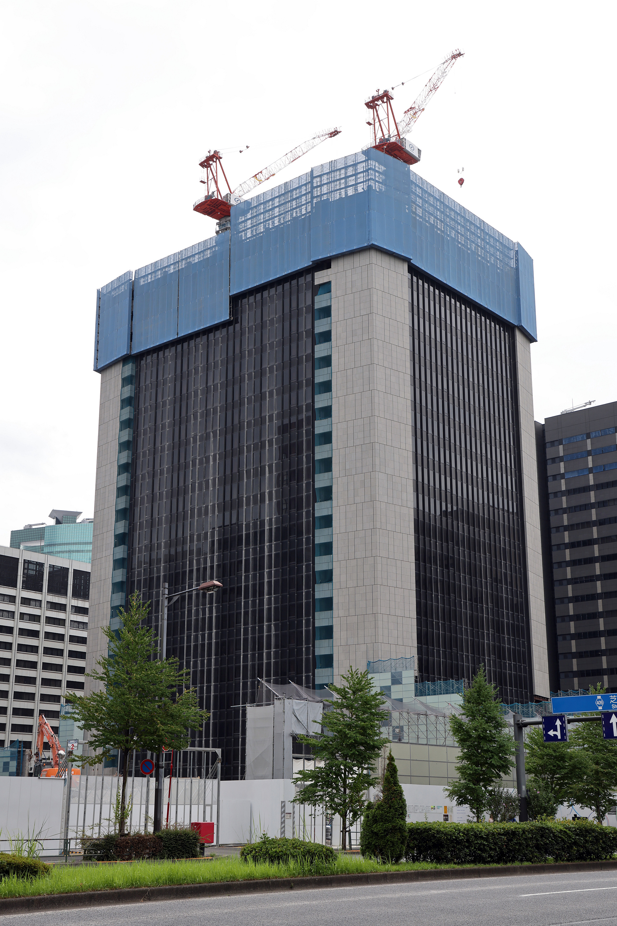 高さ約230mの超高層ビル3棟！日比谷公園に接続する「内幸町一