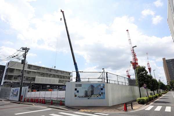 ���� M-SQUARE