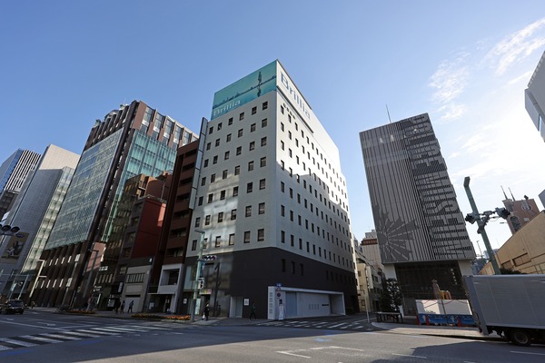 �������������϶�����Գ��ϺƳ�ȯ����