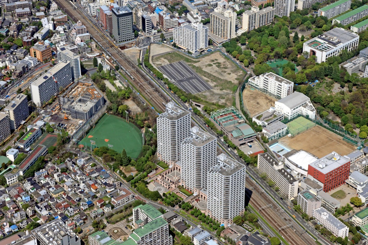 空撮 大久保三丁目西地区開発計画 西戸山タワーホームズ 超高層マンション 超高層ビル