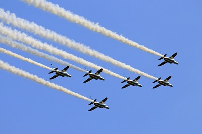 国立競技場ファイナルのブルーインパルス