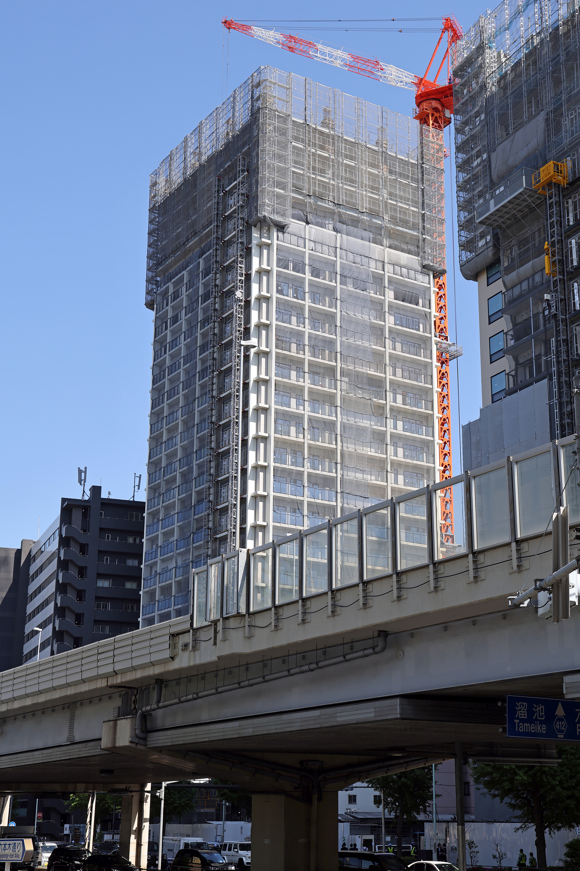 239西陣[西哲機業] 証紙番号132老舗機屋さん　琳派　観世水文　未使用仕立上 岡山西警察署 - 近代の文化遺産の保存と活用 - 近代の文化遺産の