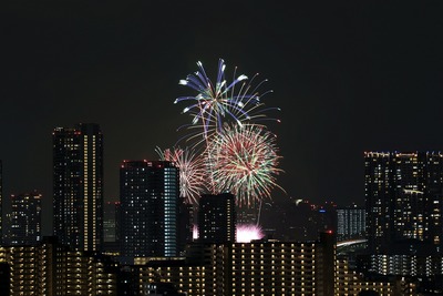未来型花火エンターテインメント「STAR ISLAND」